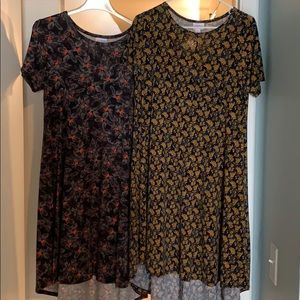 2 Small Carly Lularoe